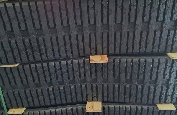 320x86x50 Rubber Tracks